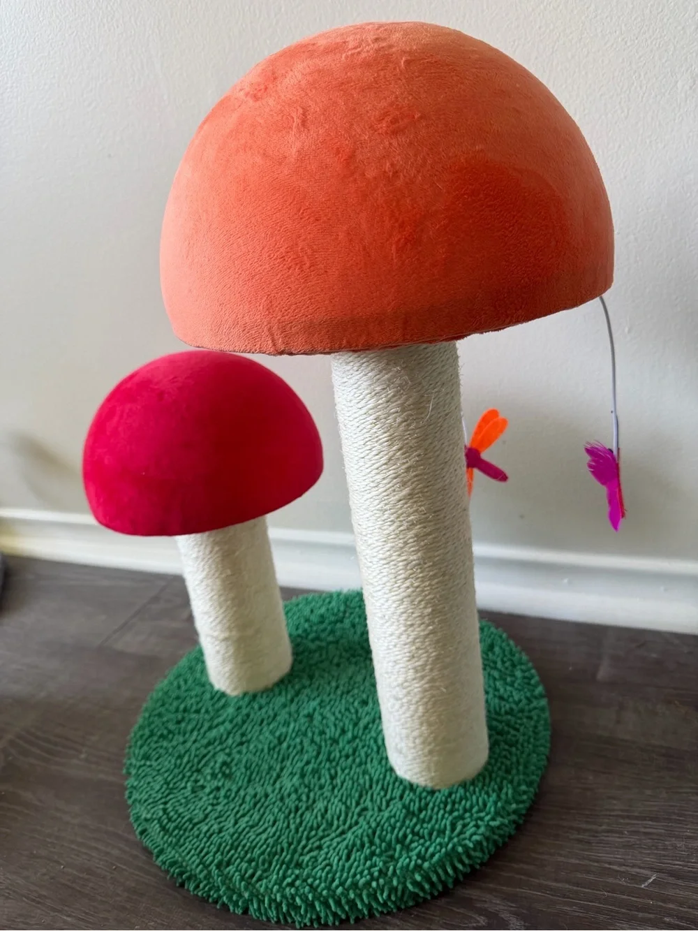 Mushroom Cat Scratcher Play Set - Blue Box with Red/Orange Plush